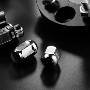 lug-nuts-and-bolts