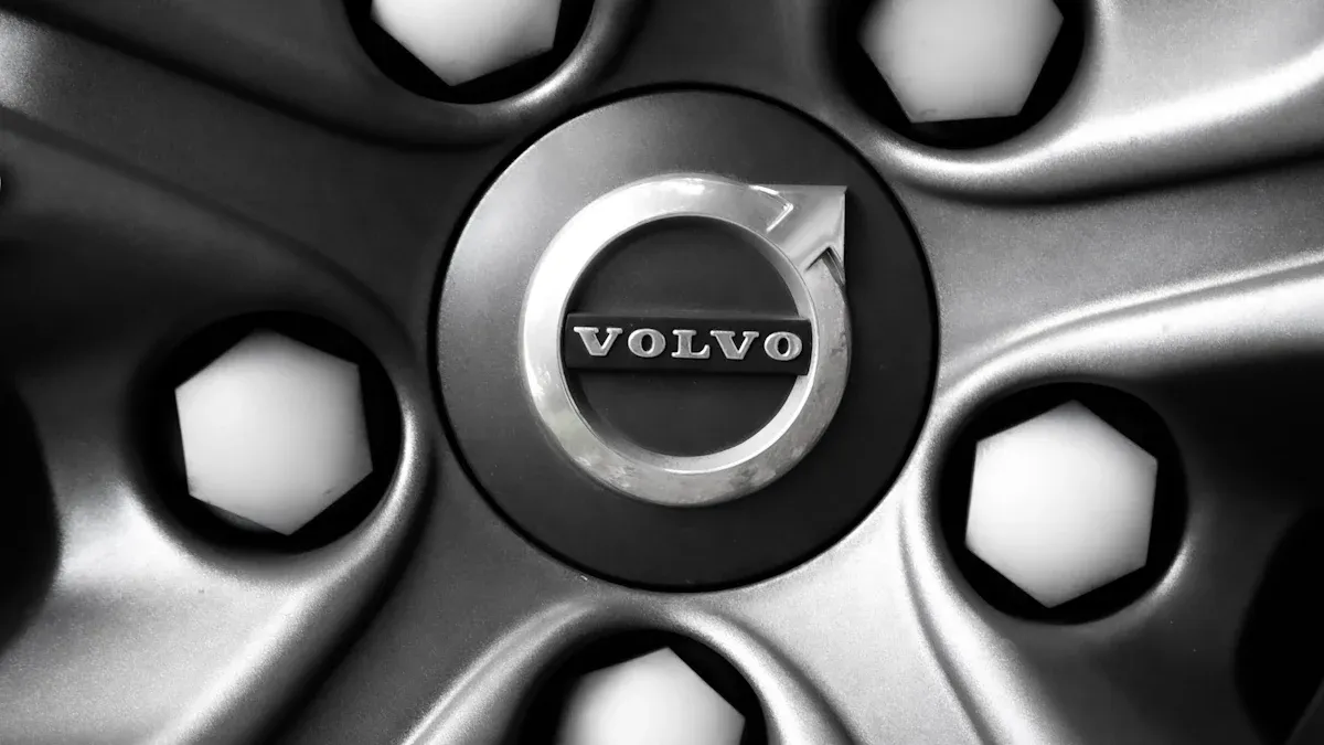 The 2025 guide to using caps for wheel nuts 2 The Essential Protective Functions of Caps for Wheel Nuts