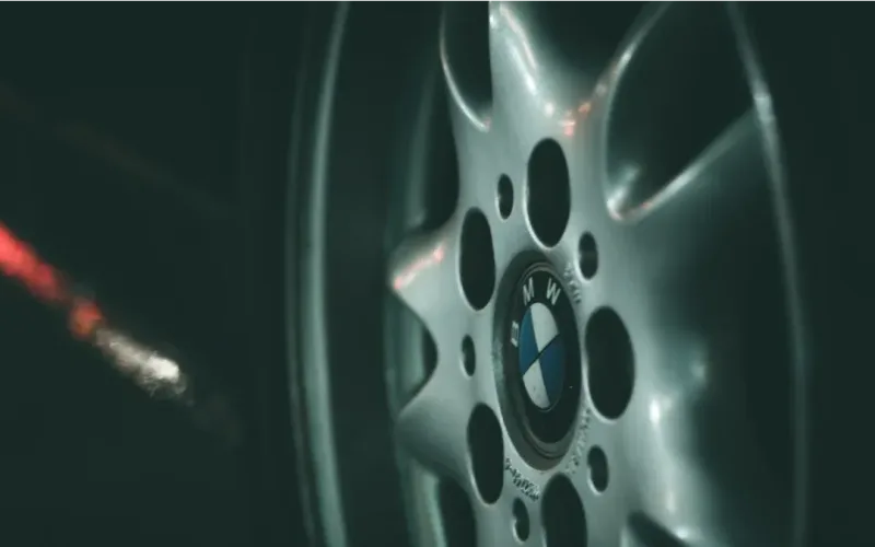 Solving Tire Vibration Issues with Sticker Wheel Weights