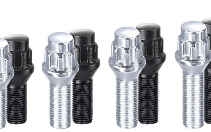 6-spline-lug-bolt