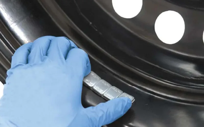 Stick on wheel weights1